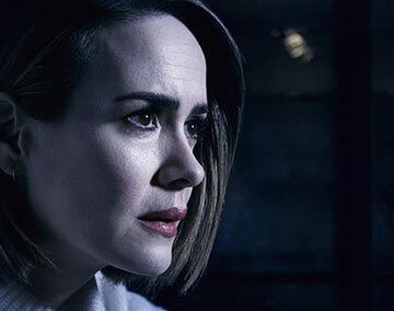 A photo of Sarah Paulson in the show "American Horror Story"