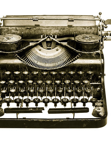 Image of old broken typewriter